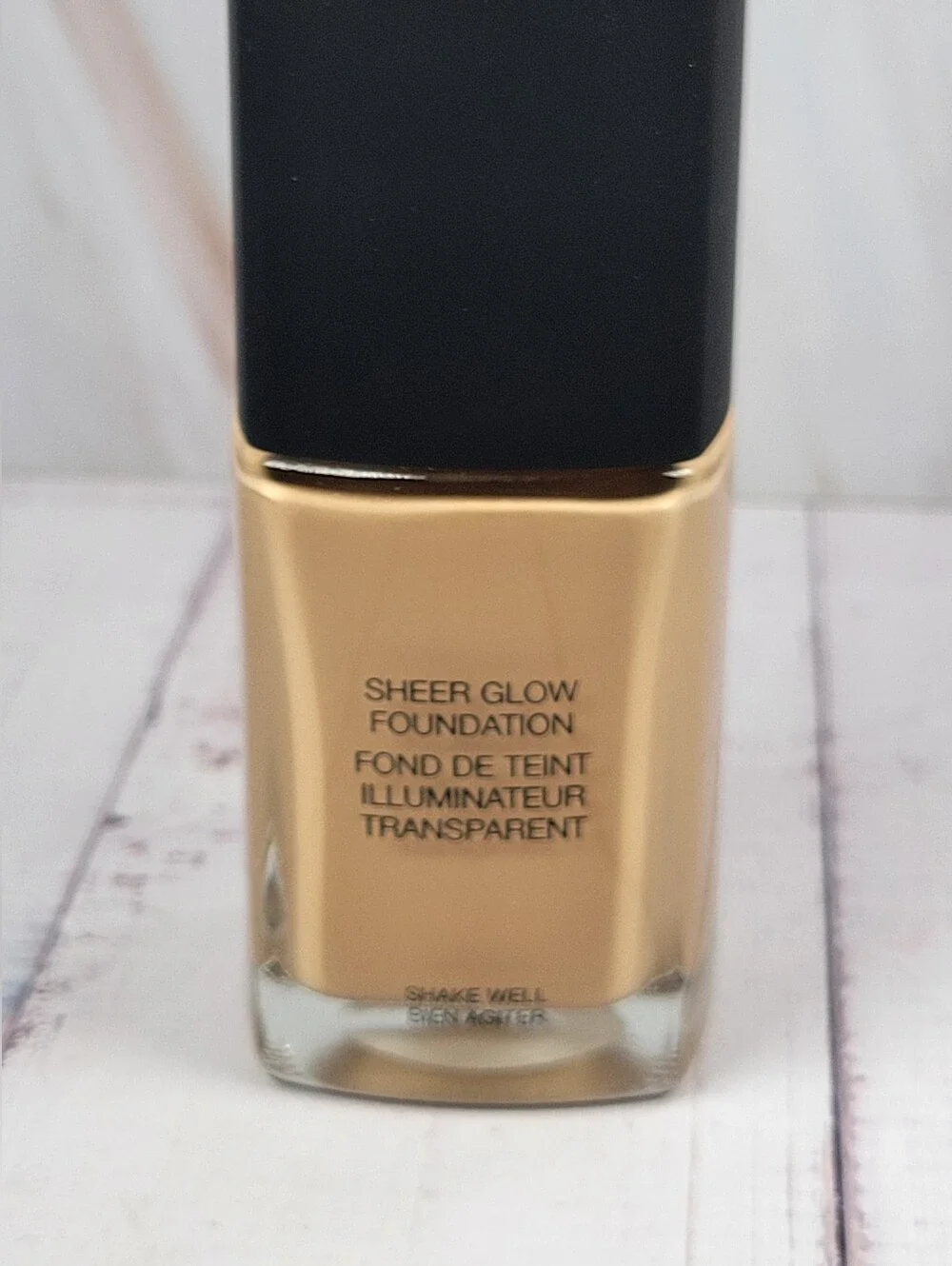 NARS Sheer Glow Foundation in Guadalupe L6 NEW!